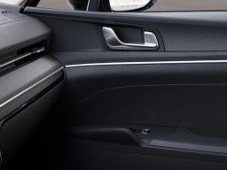 Kia K5 LXS Auto FWD 2025