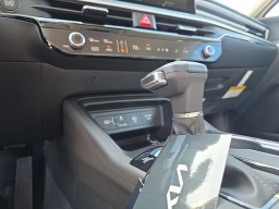 Kia K5 LXS Auto FWD 2026