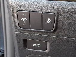 Kia K5 LXS Auto FWD 2026