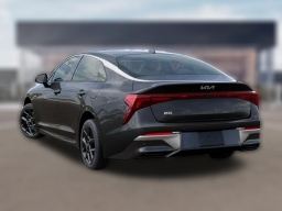 Kia K5 LXS Auto FWD 2026