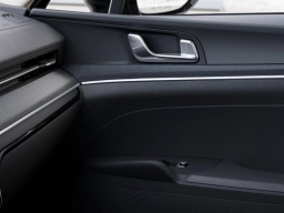 Kia K5 LXS Auto FWD 2026