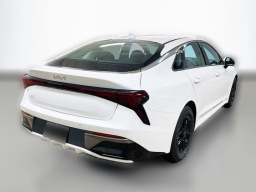 Kia K5 LXS Auto FWD 2026