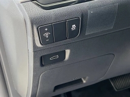 Kia K5 LXS Auto FWD 2026