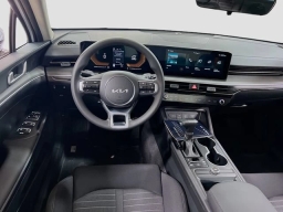 Kia K5 LXS Auto FWD 2026