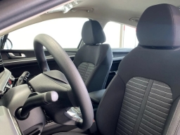 Kia K5 LXS Auto FWD 2026