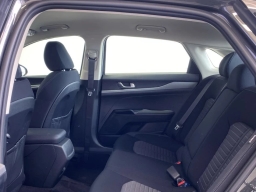 Kia K5 LXS Auto FWD 2026