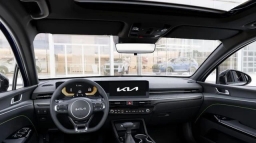 Kia K5 GT DCT FWD 2026