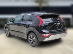 Kia Niro LX FWD 2026