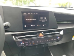 Kia Niro LX FWD 2026