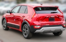 Kia Niro LX FWD 2026