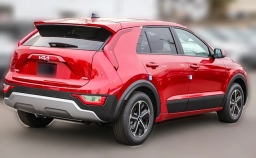 Kia Niro LX FWD 2026