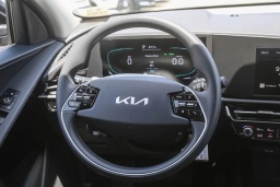 Kia Niro LX FWD 2026