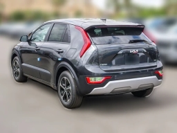 Kia Niro LX FWD 2026