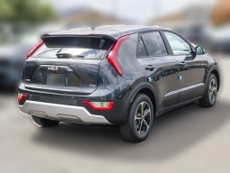 Kia Niro LX FWD 2026