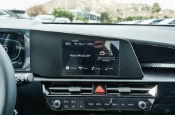 Kia Niro LX FWD 2026