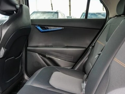 Kia Niro LX FWD 2026