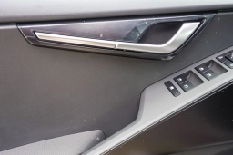 Kia Niro LX FWD 2026