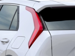 Kia Niro LX FWD 2026