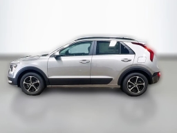 Kia Niro LX FWD 2026
