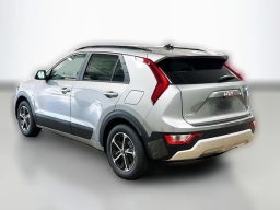 Kia Niro LX FWD 2026