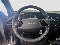 Kia Niro LX FWD 2026