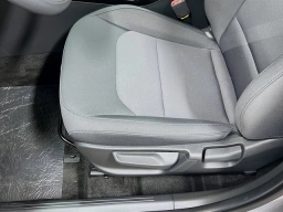 Kia Niro LX FWD 2026
