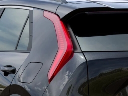Kia Niro LX FWD 2026