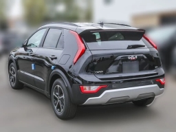 Kia Niro LX FWD 2026