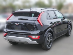 Kia Niro LX FWD 2026
