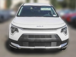 Kia Niro LX FWD 2026