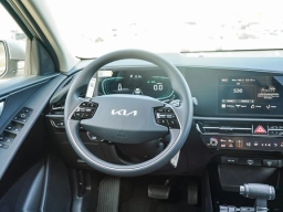 Kia Niro LX FWD 2026
