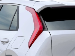 Kia Niro LX FWD 2026