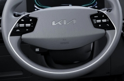 Kia Niro LX FWD 2026