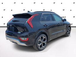 Kia Niro EX Touring FWD 2025