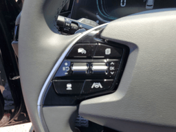 Kia Niro EX Touring FWD 2025