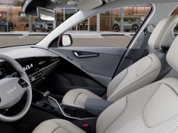 Kia Niro EX FWD 2025