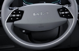 Kia Niro EX FWD 2026