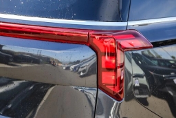 Kia Carnival LXS FWD 2026