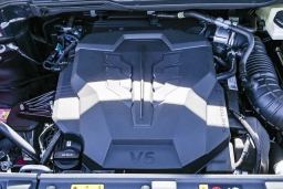 Kia Carnival LXS FWD 2026