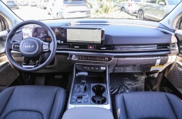 Kia Carnival LXS FWD 2026
