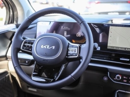 Kia Carnival LXS FWD 2026