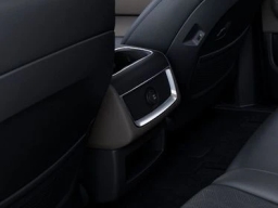 Kia Carnival LXS FWD 2026