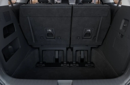 Kia Carnival LXS FWD 2026