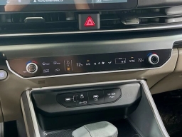 Kia Carnival LX FWD 2026