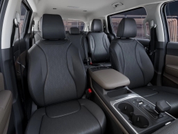 Kia Carnival LXS FWD 2026