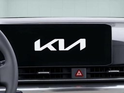 Kia Carnival LXS FWD 2026