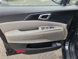 Kia Carnival LXS FWD 2026
