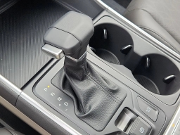 Kia Carnival LXS FWD 2026