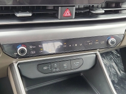 Kia Carnival LXS FWD 2026