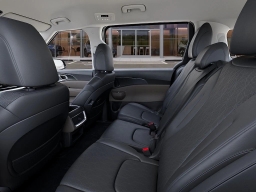 Kia Carnival LXS FWD 2026